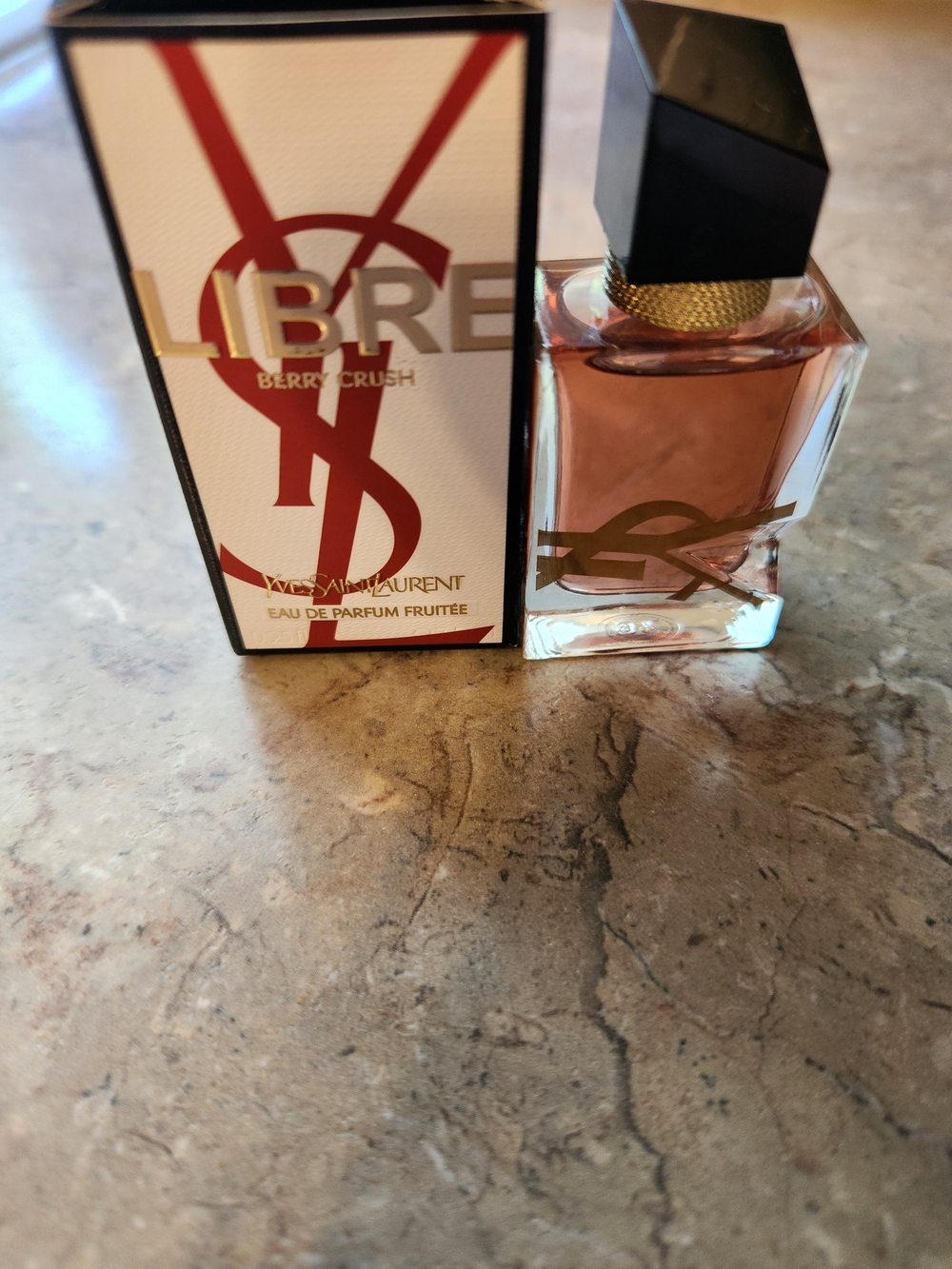 Yves Saint Laurent BERRY CRUSH - MINI Pink/Gold Bottle - Picture 2 of 7